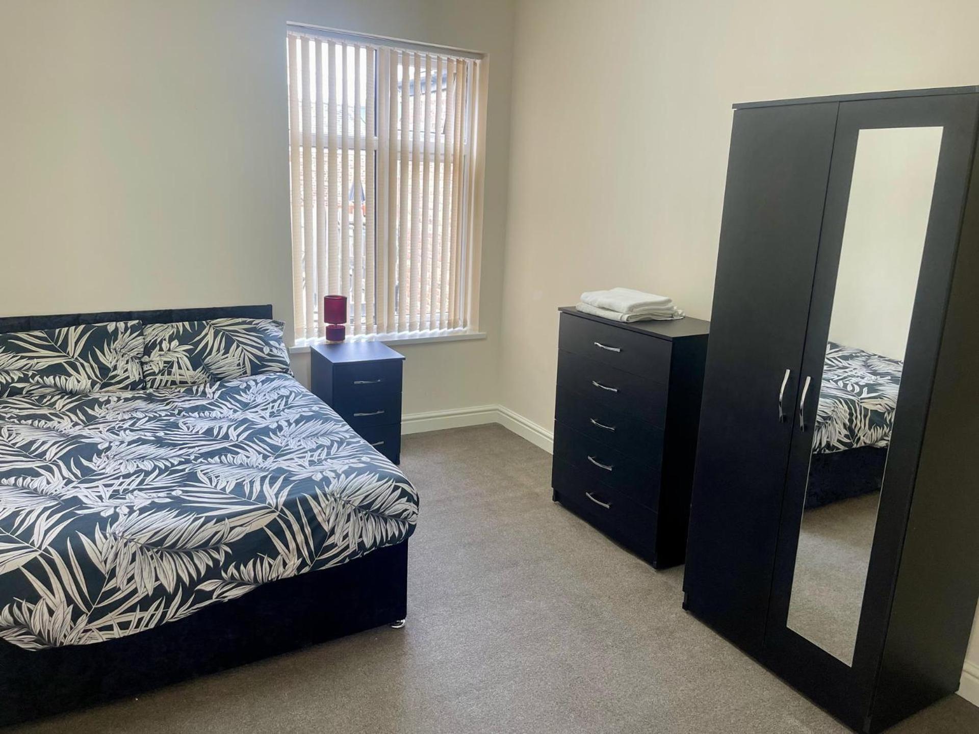 Stylish 1-Bed Apt - Sleeps 4 - Parking - Wifi Manchester Exterior photo