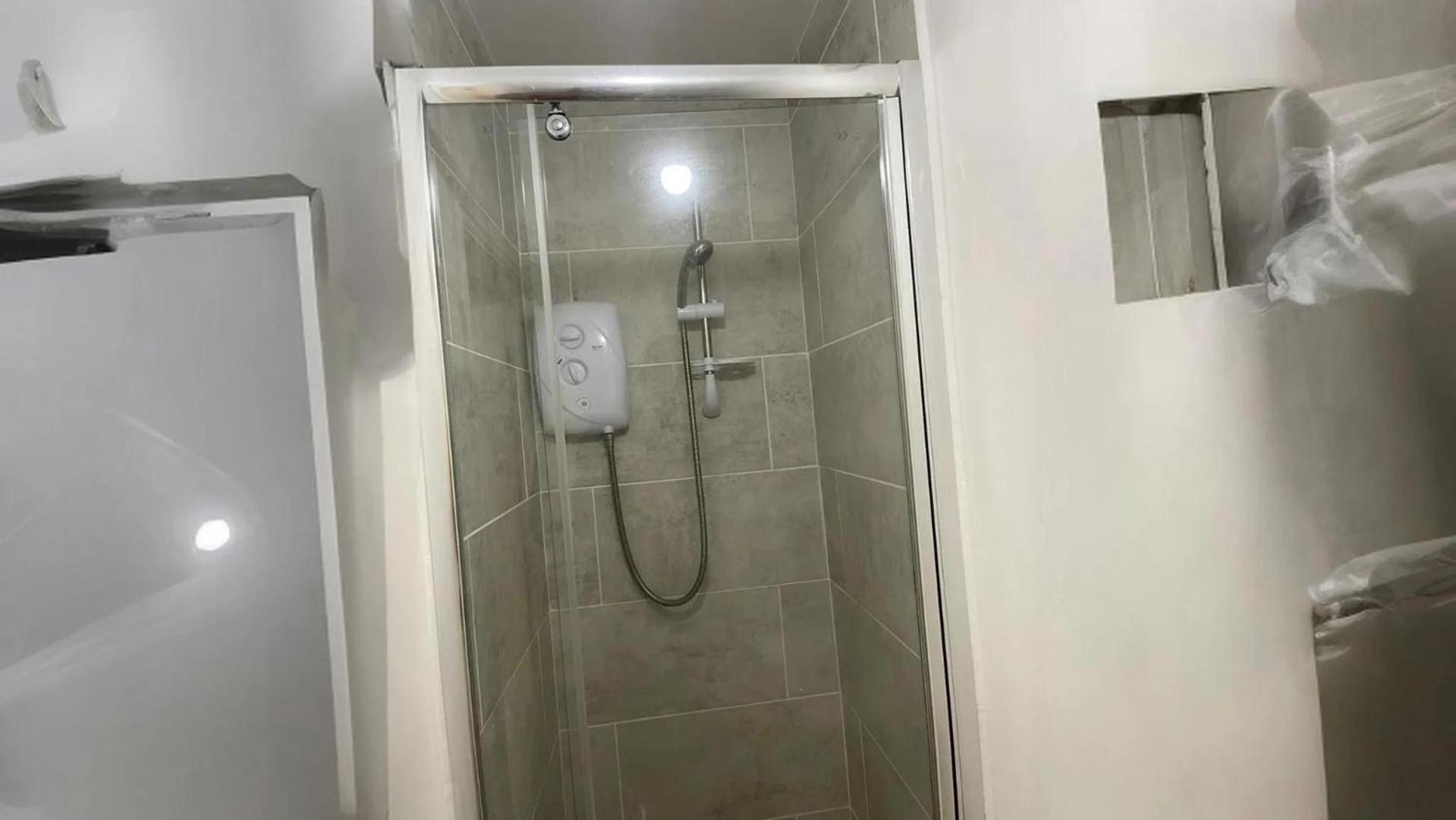 Stylish 1-Bed Apt - Sleeps 4 - Parking - Wifi Manchester Exterior photo